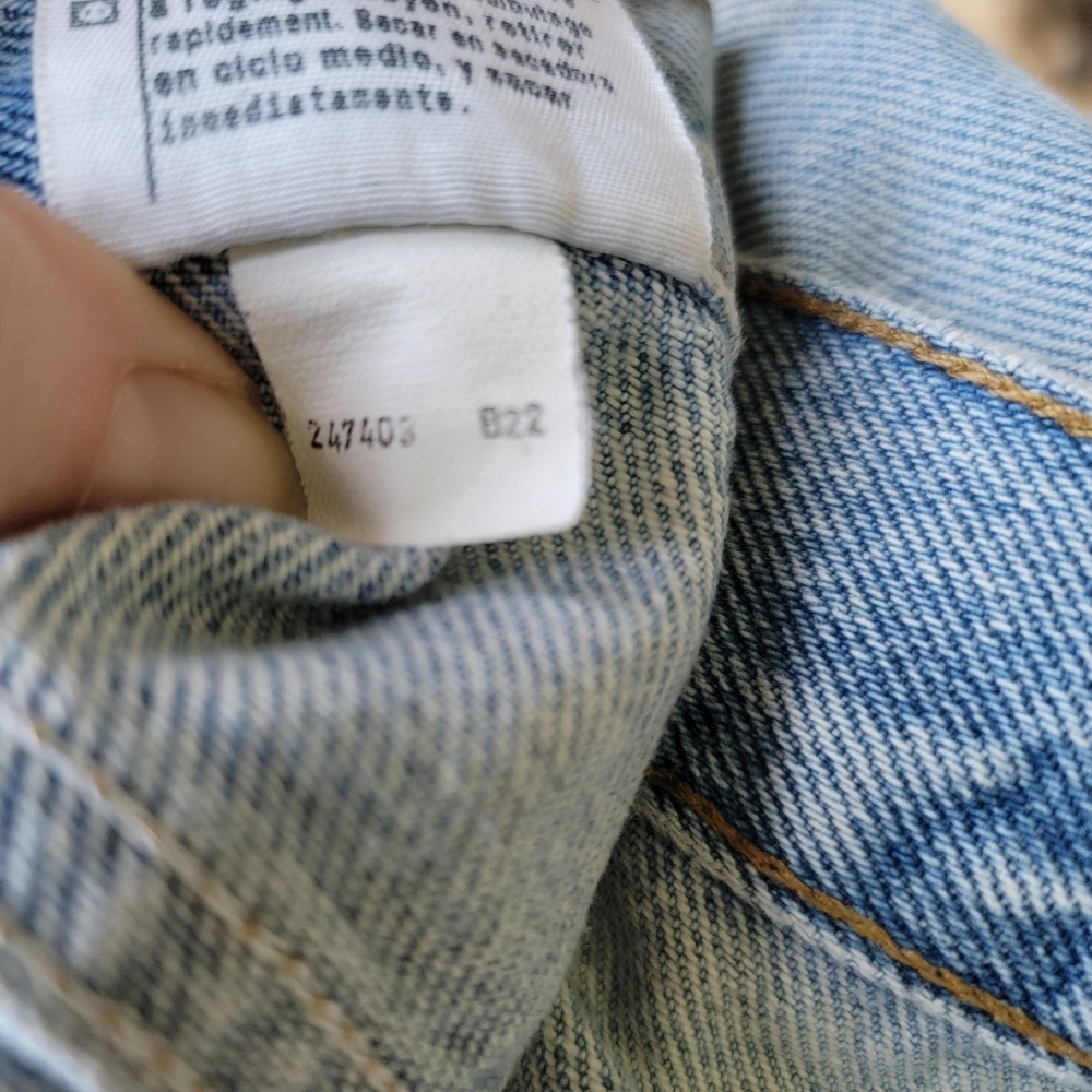 Carhartt Light Wash Vintage 90's Denim Jeans Destructed 44 X 30 - Picture 13 of 16